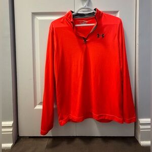 Under Armour sport long sleeves, very good condition